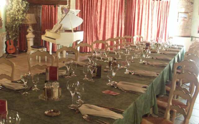 L'Auberge du Moulin de la Tave