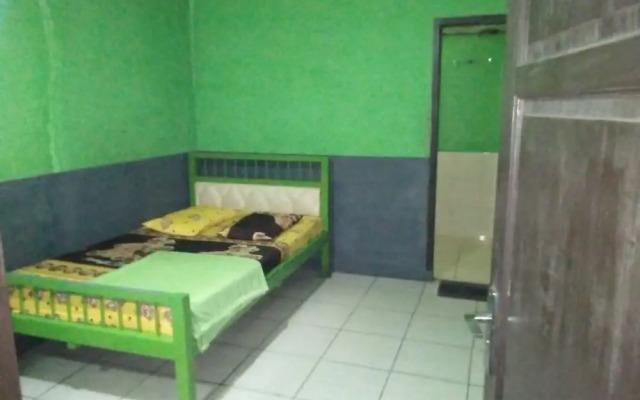 Penginapan 99