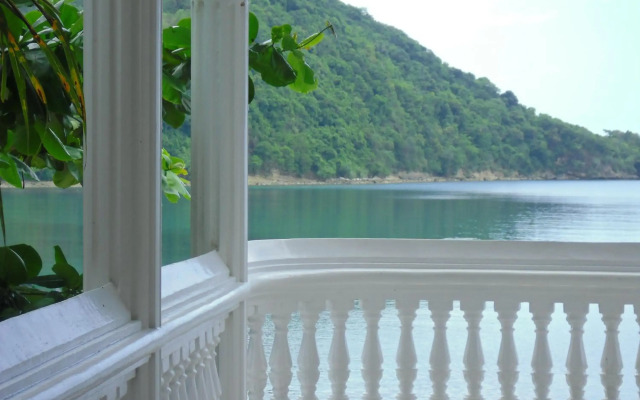 Blue Crystal Beach Resort
