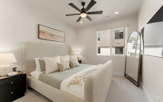 Starlight Sanctuary 4 Bedroom Townhouse