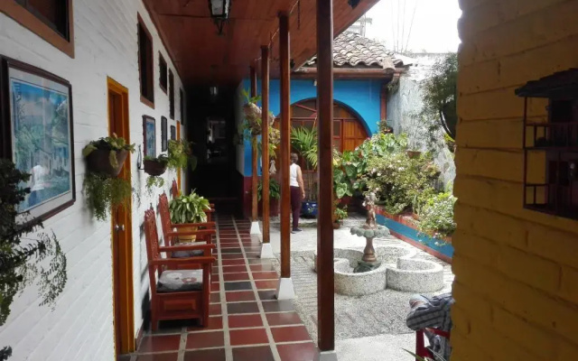 Hotel Alcarraza