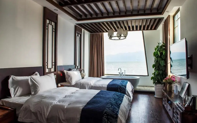 Lily Of The Sea Inn