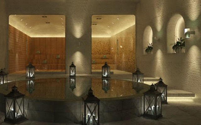 Camp Netanya Resort & Spa