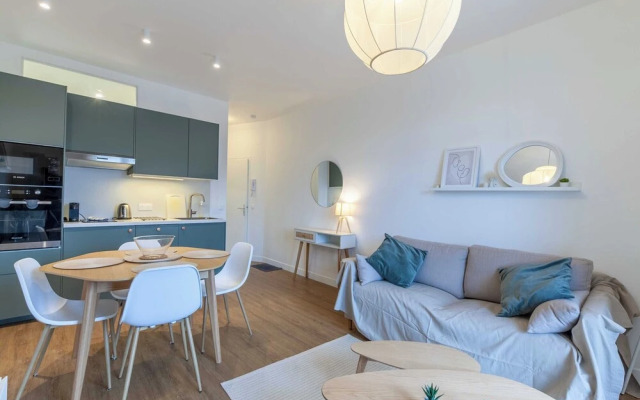 Apartment 4 People w/ Balcony 500m From the Beach