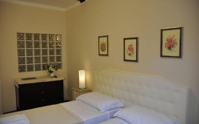 Four Rivers Suites in Rome