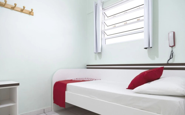 OYO City Hotel, Curitiba