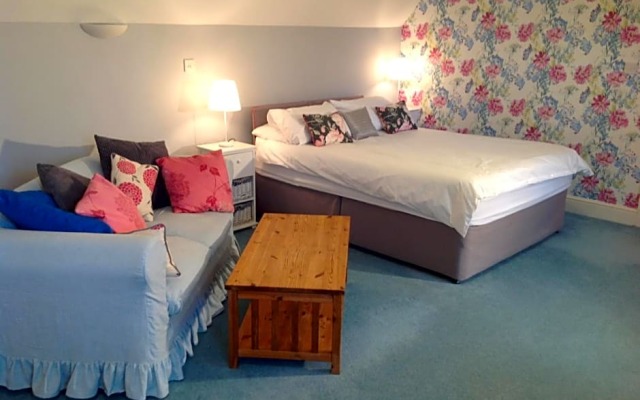Dragonfly Cottage, Rattlesden