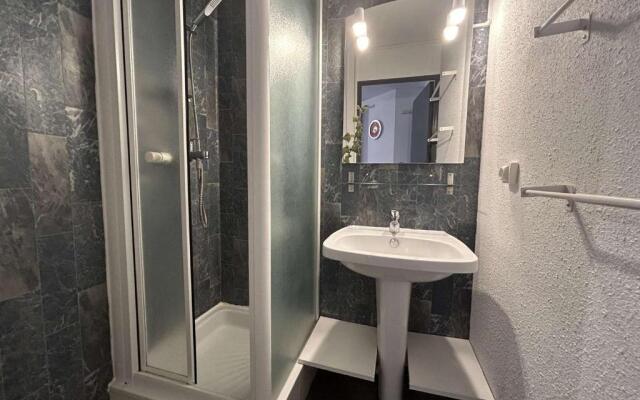 Appartement Le Grau-du-Roi, 2 pièces, 4 personnes - FR-1-250-3