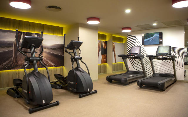 Отель Riu Plaza España