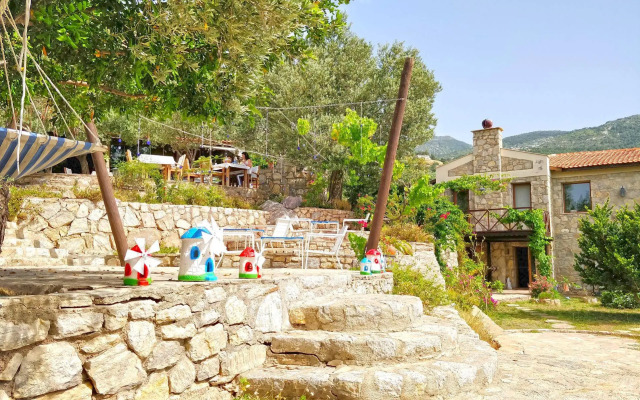 Zephyros Hotel