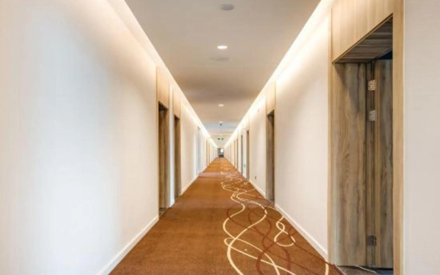 Hanting Premium (Nanjing West Wan'an Road Branch)