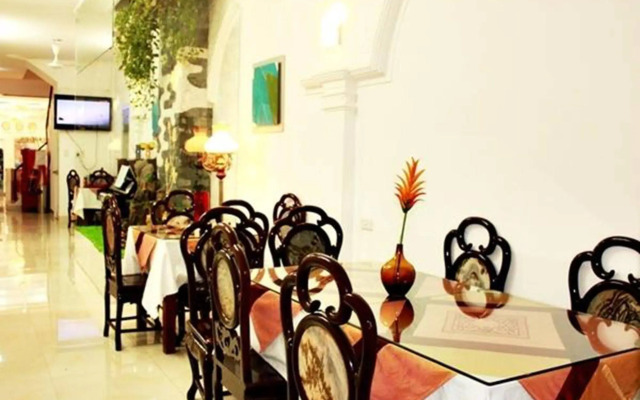 La Dora Hanoi Hotel & Travel