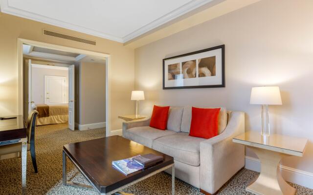 Omni Berkshire Place