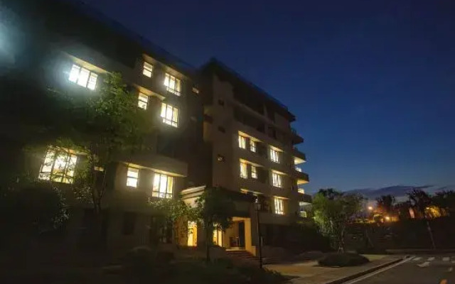 Zhangjiajie Golf Club Homestay