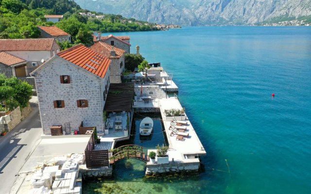 Seaside House Kotor