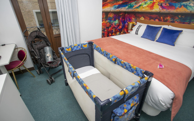 Casual Ilbira Granada Hotel