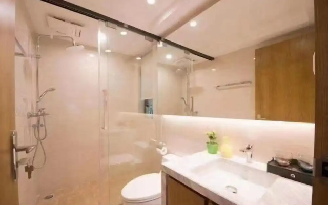 Shengang Apartment Zhuoyue Qianhai