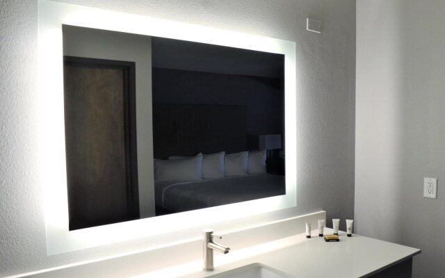 Hotel 28 Boise Airport, an Ascend Collection Hotel