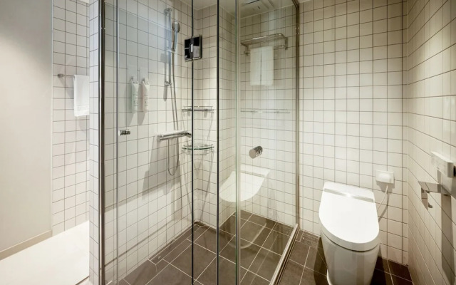 The Connoisseur Residence Hotel