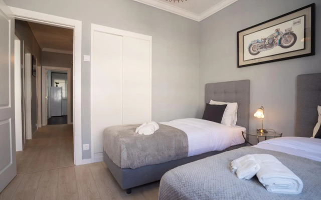 Golden Beach Apartment