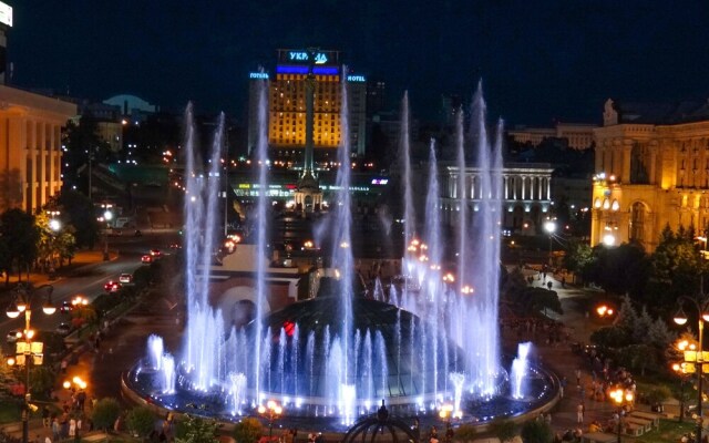 KyivHome Best view on Independence Square