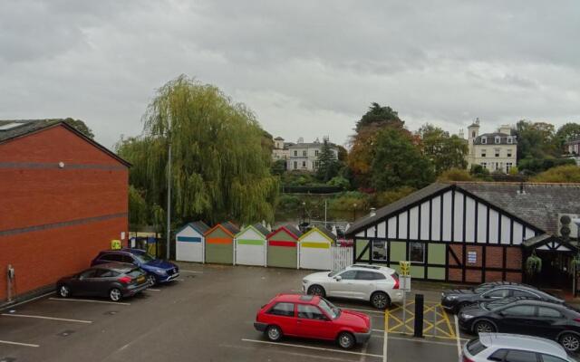 The Boathouse & Riverside Rooms