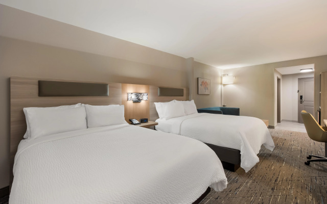 Comfort Suites