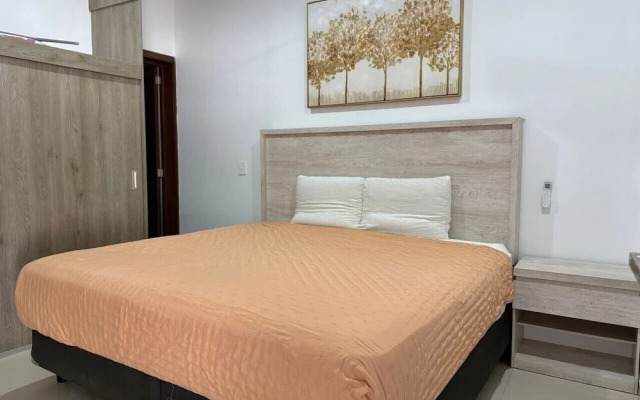 Rincon Colonial Apartments