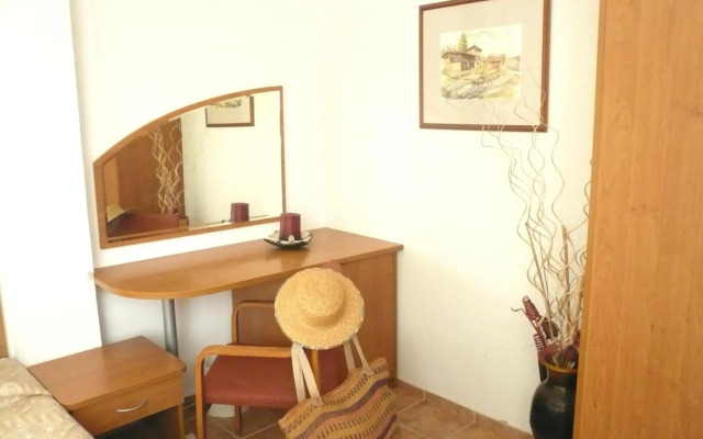 Park Hotel Briz All Inclusive- Free Parking