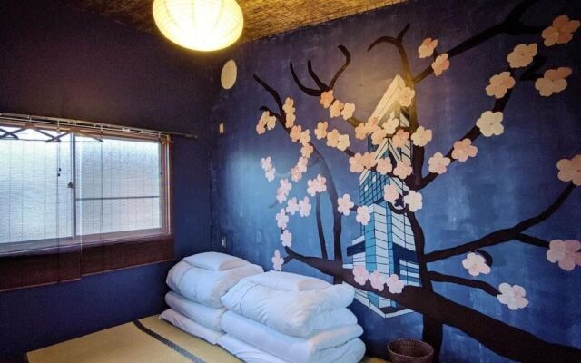 Mad Cat Hostel Osaka & Bar