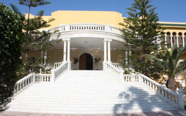 Villa Clara Hana Palace