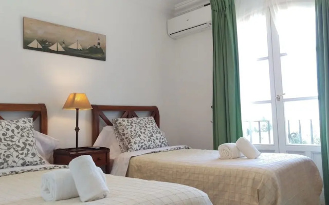 Spacious Family Benahavis Retreat