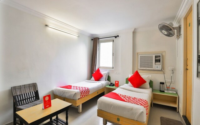 OYO 10044 Hotel Dudawat