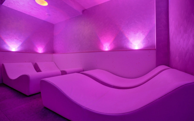 Ferretti Beach Hotel