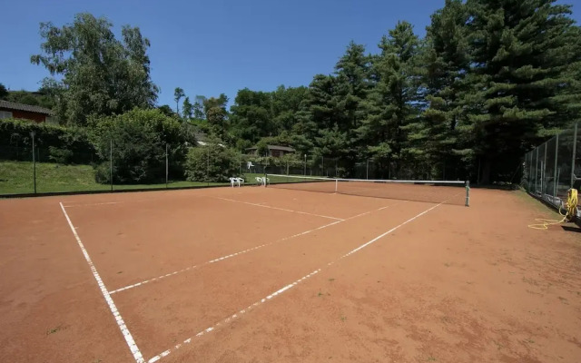 Casa Lavanda Pool Tennis