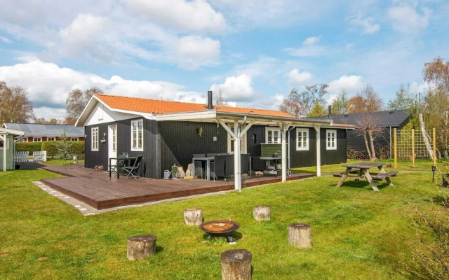 8 Person Holiday Home in Grenaa