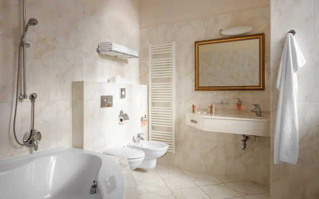 Humboldt Park Hotel And Spa