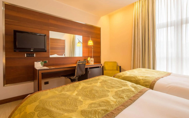 Monte Belvedere Hotel by Shiadu