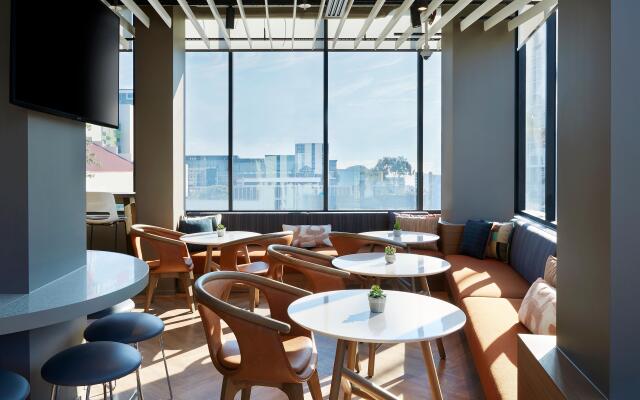 Holiday Inn Express Sydney Airport by IHG