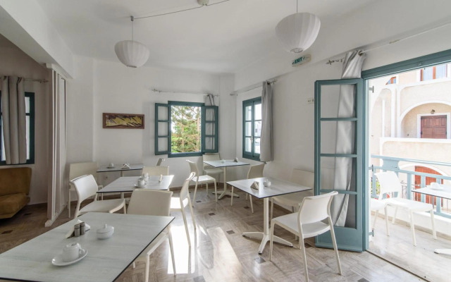 Iris Boutique Hotel
