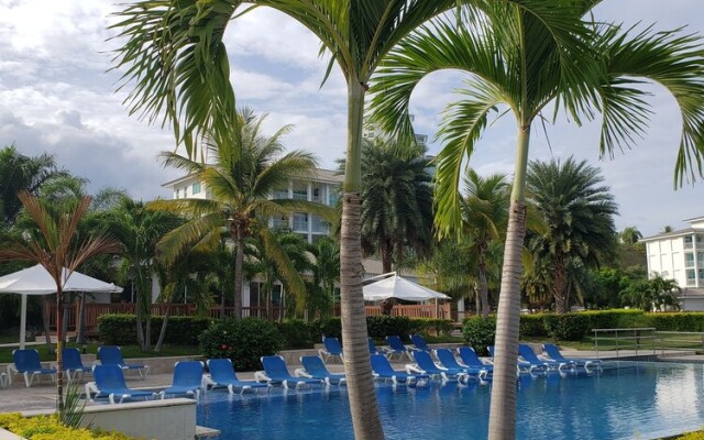 Bijao Beach Residences