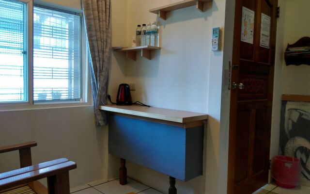 Jiu Fen Alleyway B B