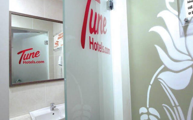 Tune Hotel: Legian, Bali