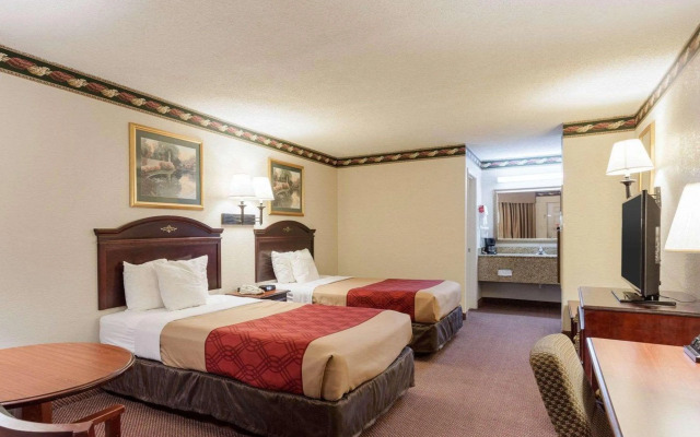Econo Lodge Grenada