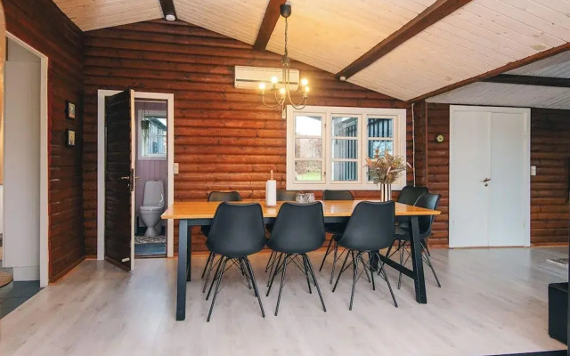 Vibrant Holiday Home in Jutland near Sea