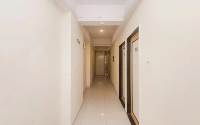 Capital O Orbit Inn Near Infiniti Mall