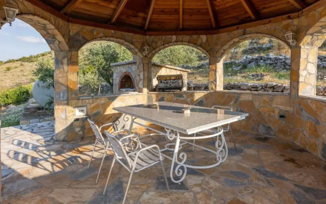 The Lake House 1 in Shkod r