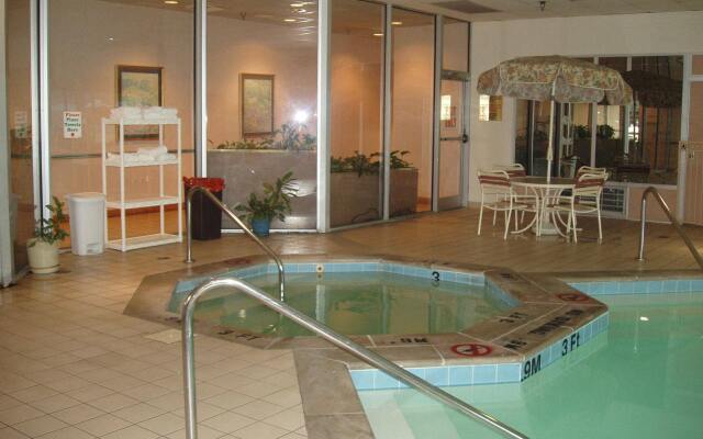 Clarion Pointe Hopkinsville near The Bruce Convention Center
