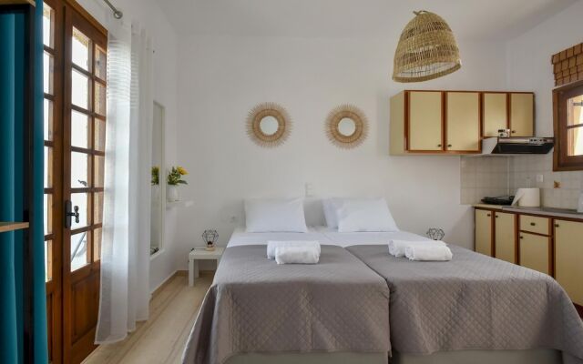 Eva Studios 7 in Agia Pelagia