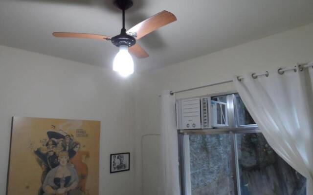 Copacabana Posto 5 Duas Quadras Da Praia